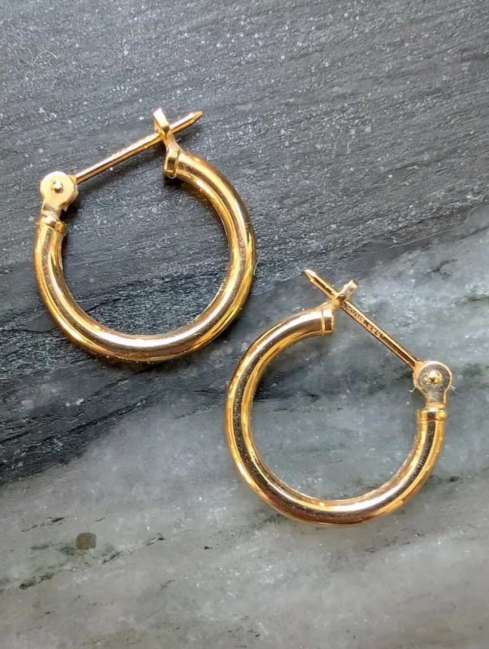 Vtg 14k Gold Small Hoop Earrings